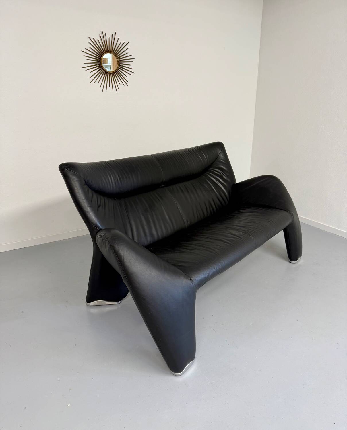 Old 2/3 seater lounge sofa designed by Jan Armgardt for Leolux in black leather