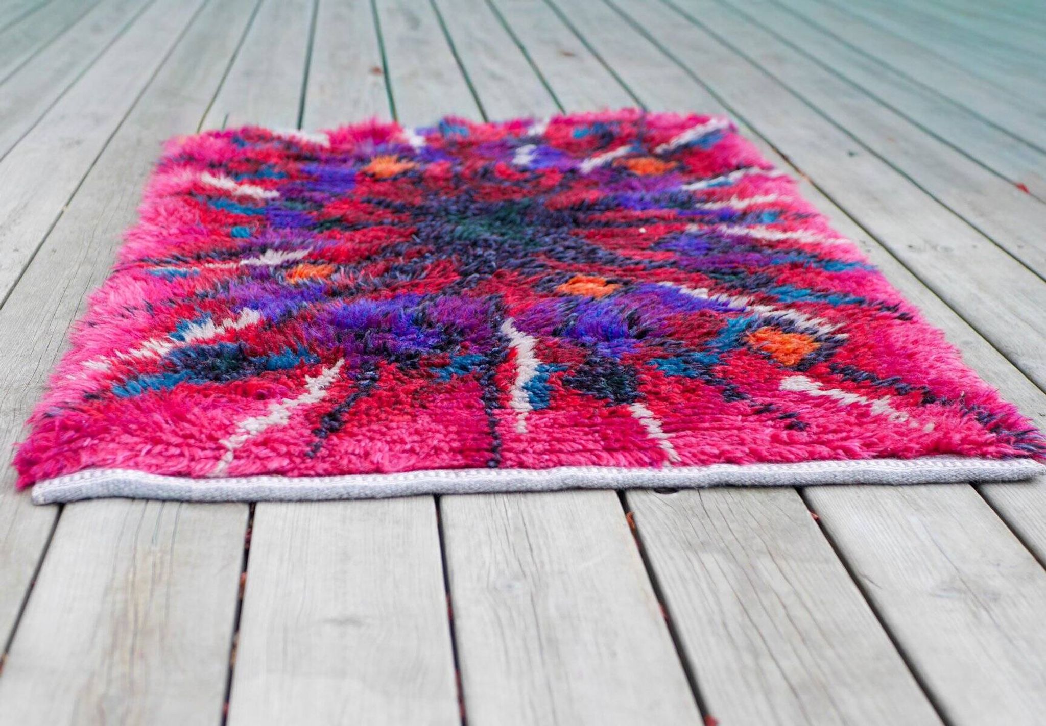 Swedish Tibetan Rya rug with flower by Jagarz for Rya
