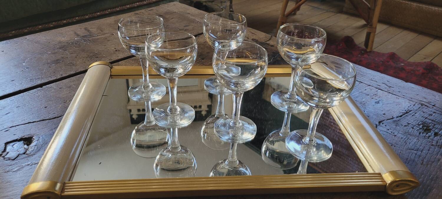 Bistro balloon glasses