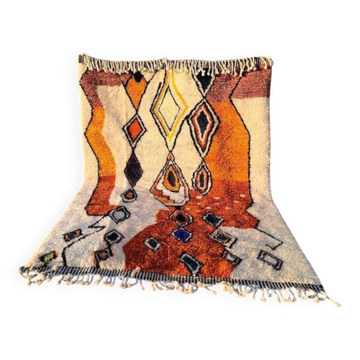 Moroccan Berber rug in orange, cream, and black, 400x300 cm – Large XXL rug.