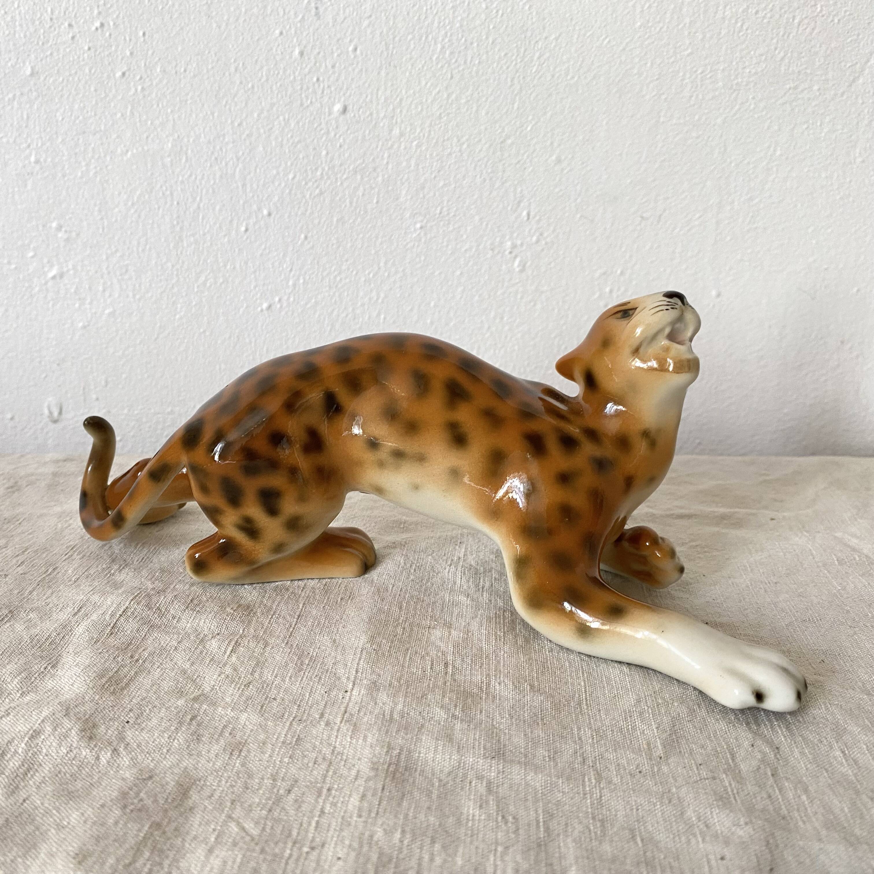 Vintage Royal Dux Figurine – Porcelain Cheetah – 21 cm