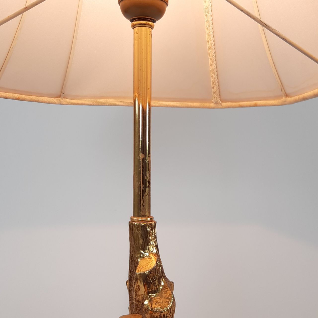 Lampe de table - forme de corail - marbre et métal doré