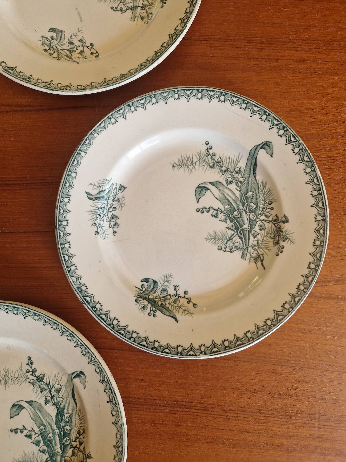 Set of 5 Saint Amandinoise Muguet Plates