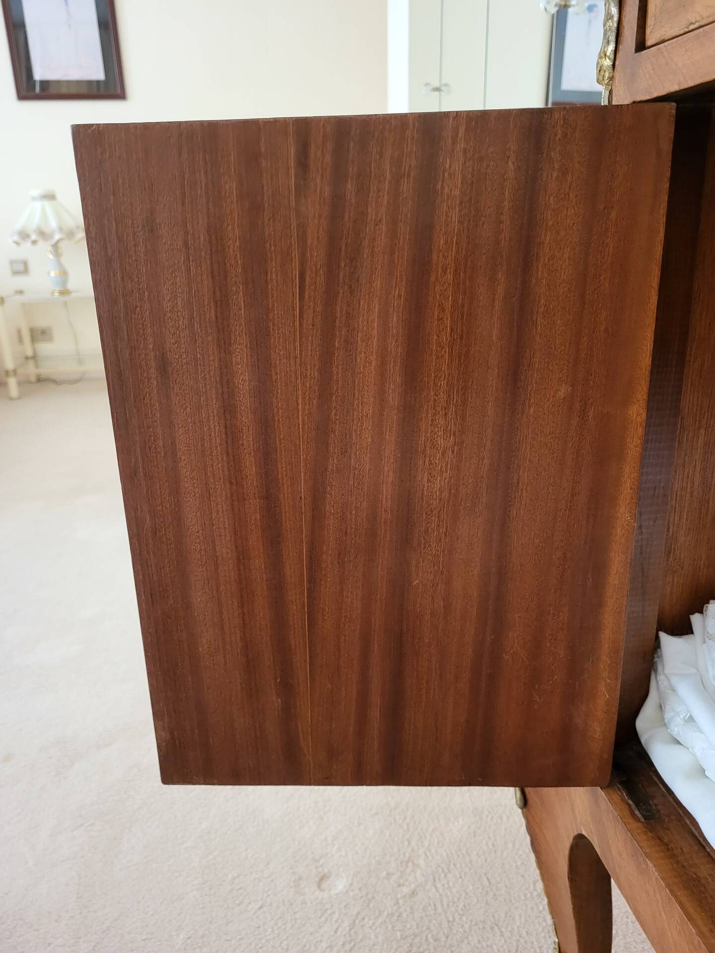 Commode époque restauration