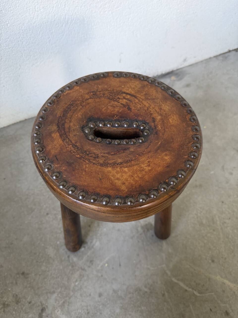 Three-legged shepherd stool oak