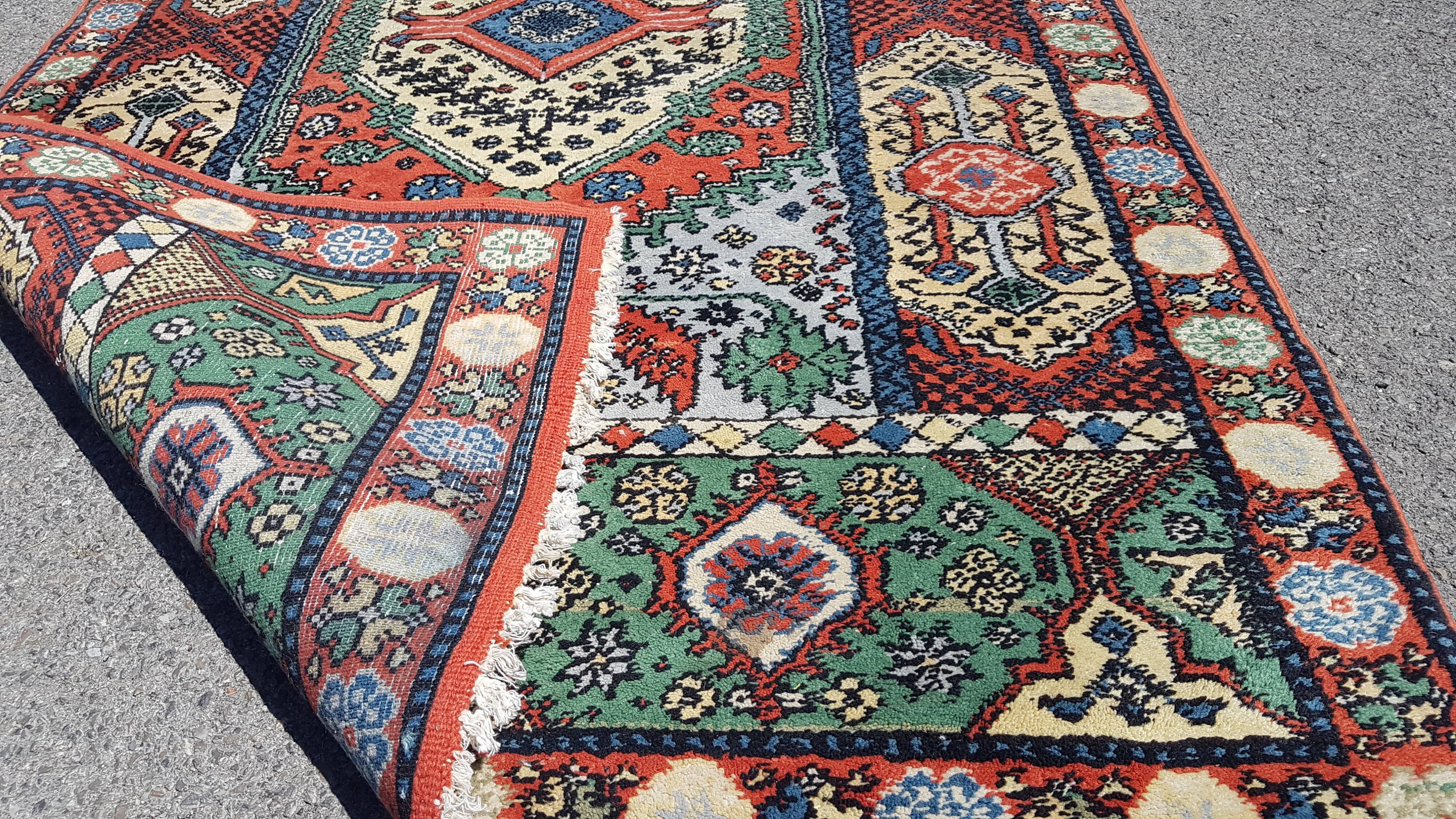 Persian carpet 241x133cm, 100% wool on cotton