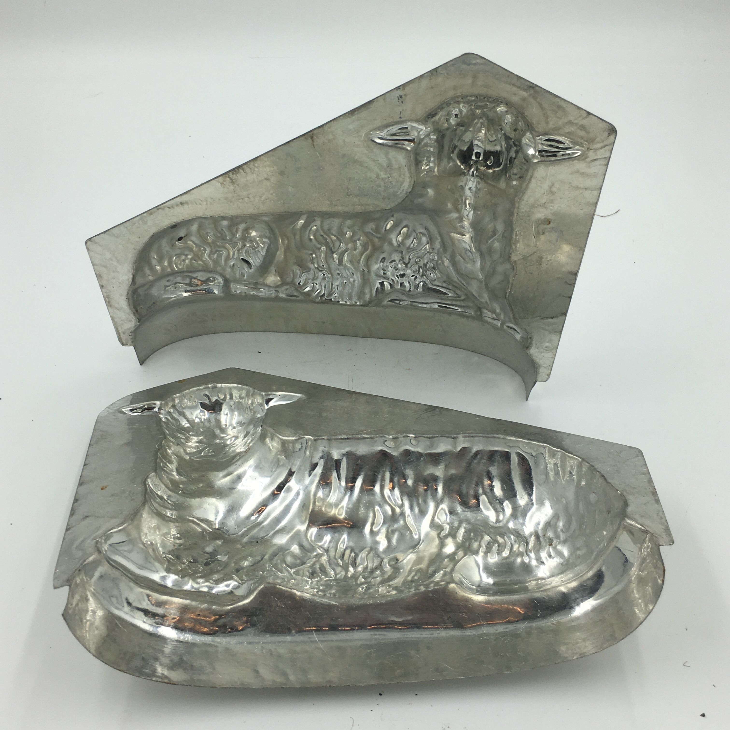 Pascal lamb ice mold