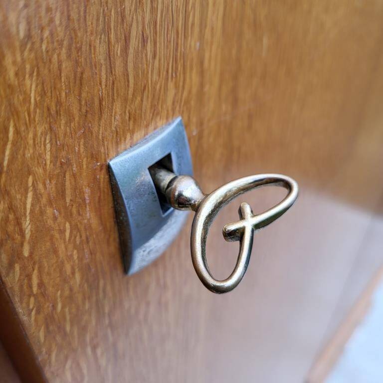 Modular dressing room 1950 in 3 parts