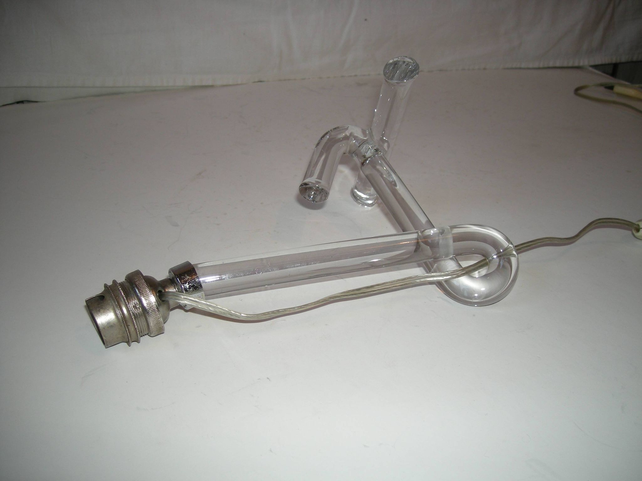 Lampe en verre des années 50