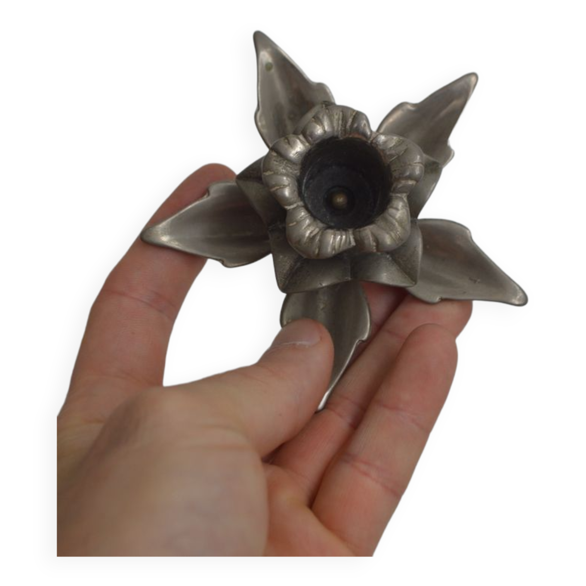 Vintage flower ashtray