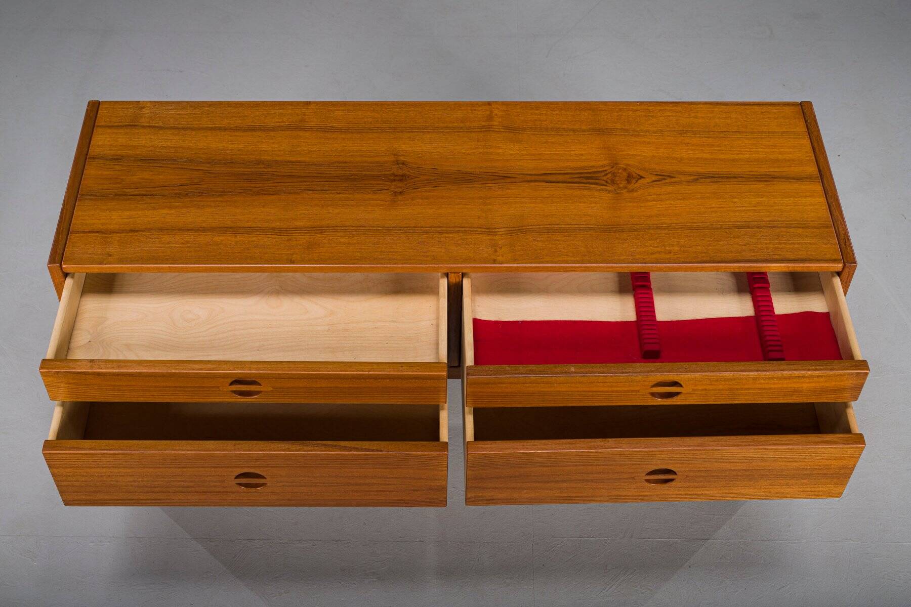 Vintage Danish Model N. 604 chest in teak by Aksel Kjersgaard, 1960s
