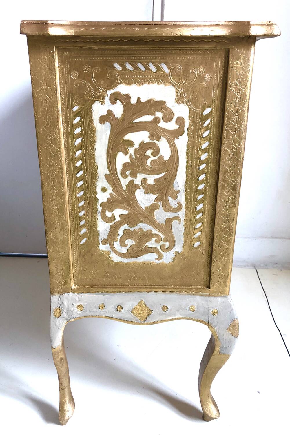 Florentine Buffet Golden Wood