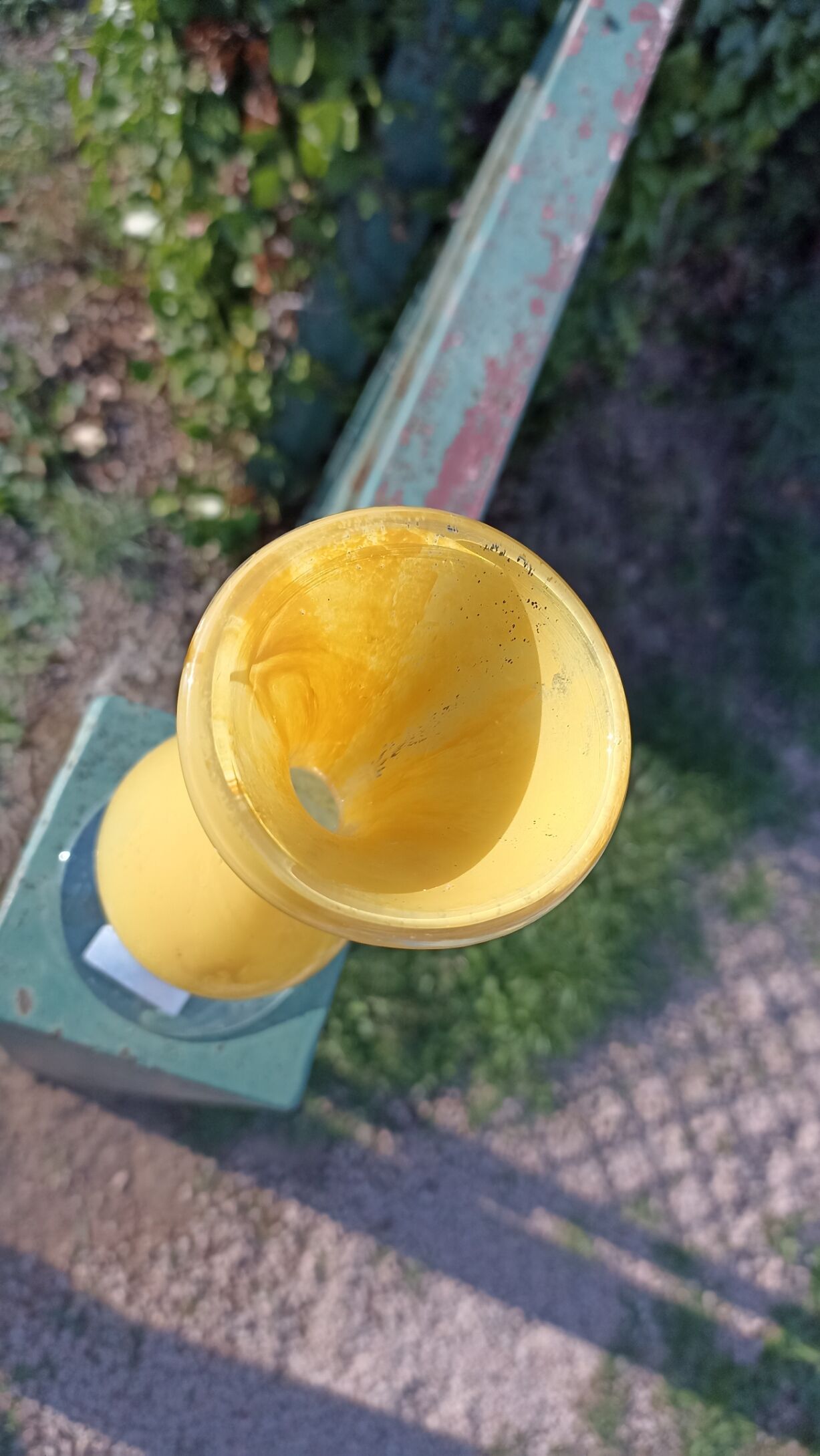 Yellow crystal vase - Cristallerie d'Aubusson