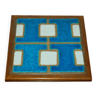 Vintage trivet, blue tile