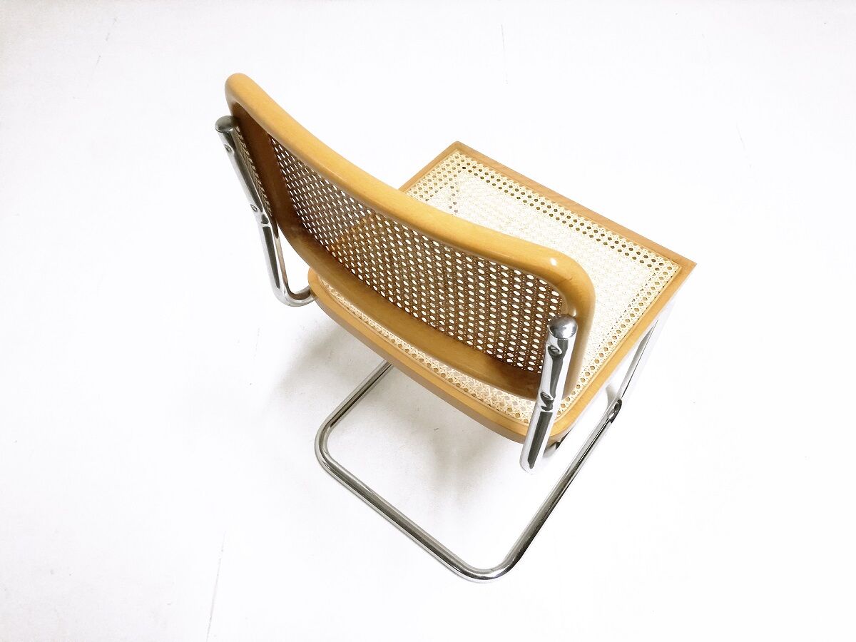 Suite de 4 chaises Cesca B32 Ed. Italienne c.1970