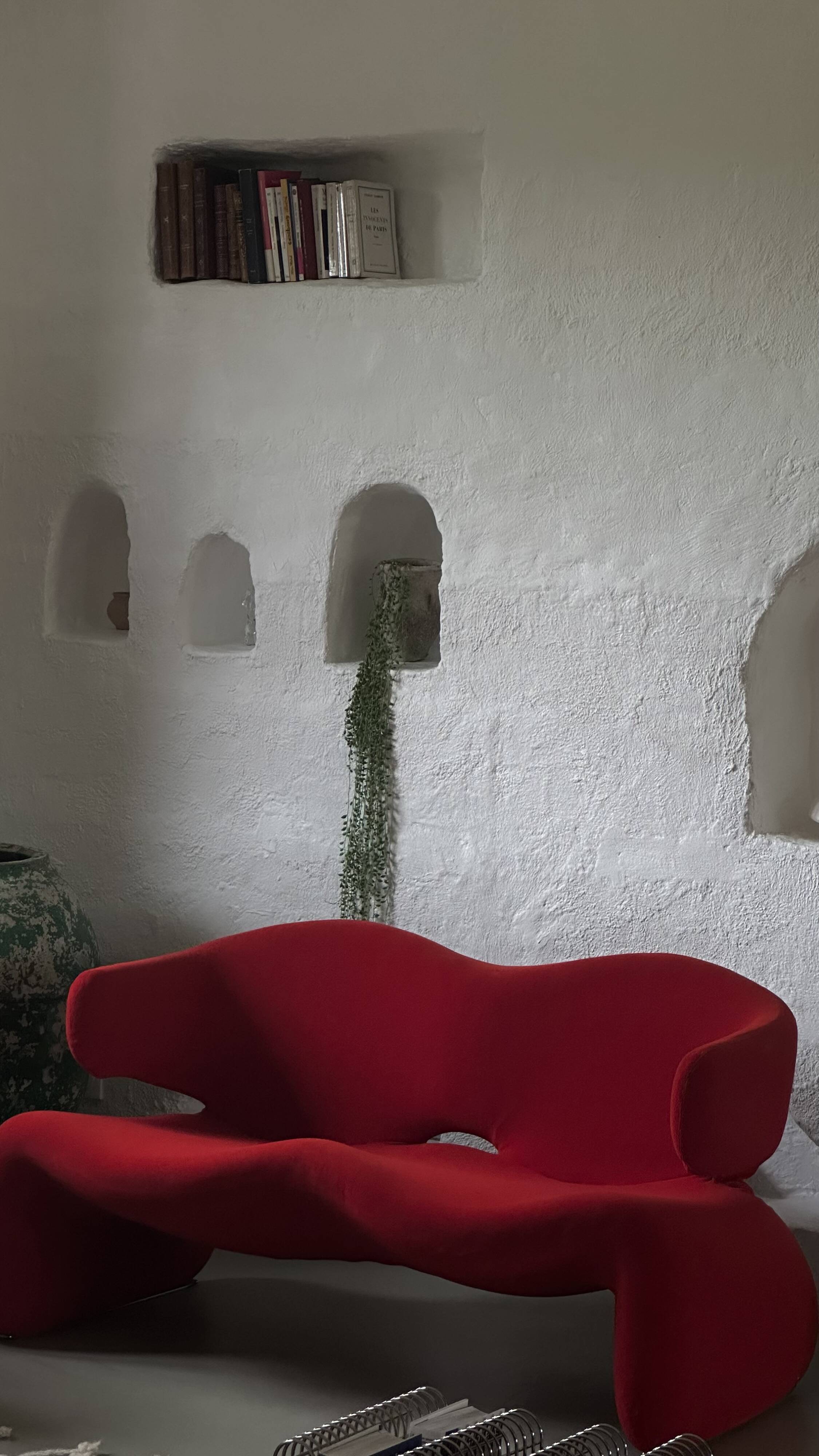 Djinn sofa designer Olivier Mourgue