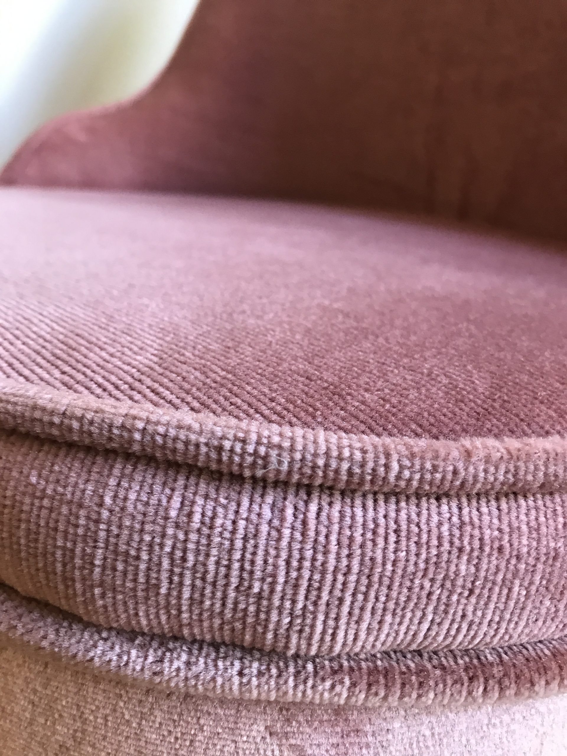 Toad style heater in original pink velvet with trunk