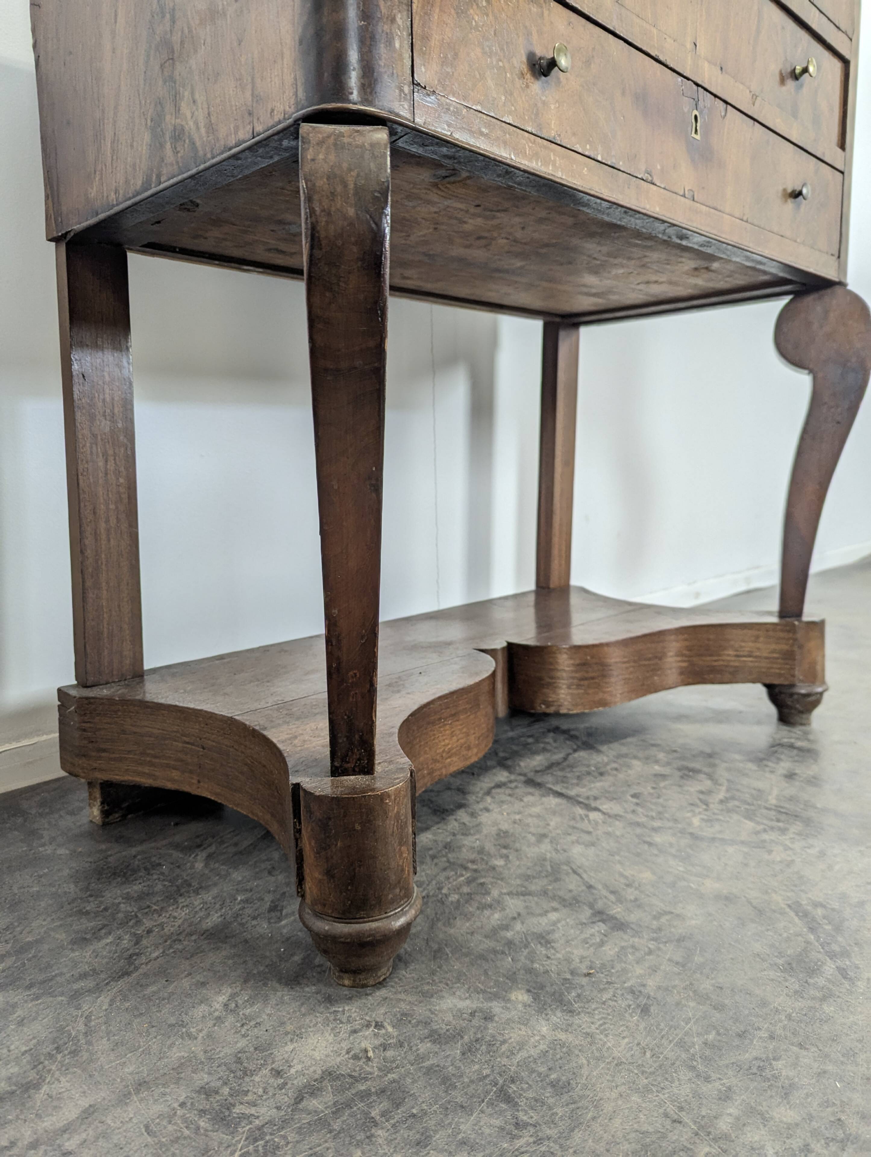 Louis Philippe period silver cabinet in flamed mahogany veneer