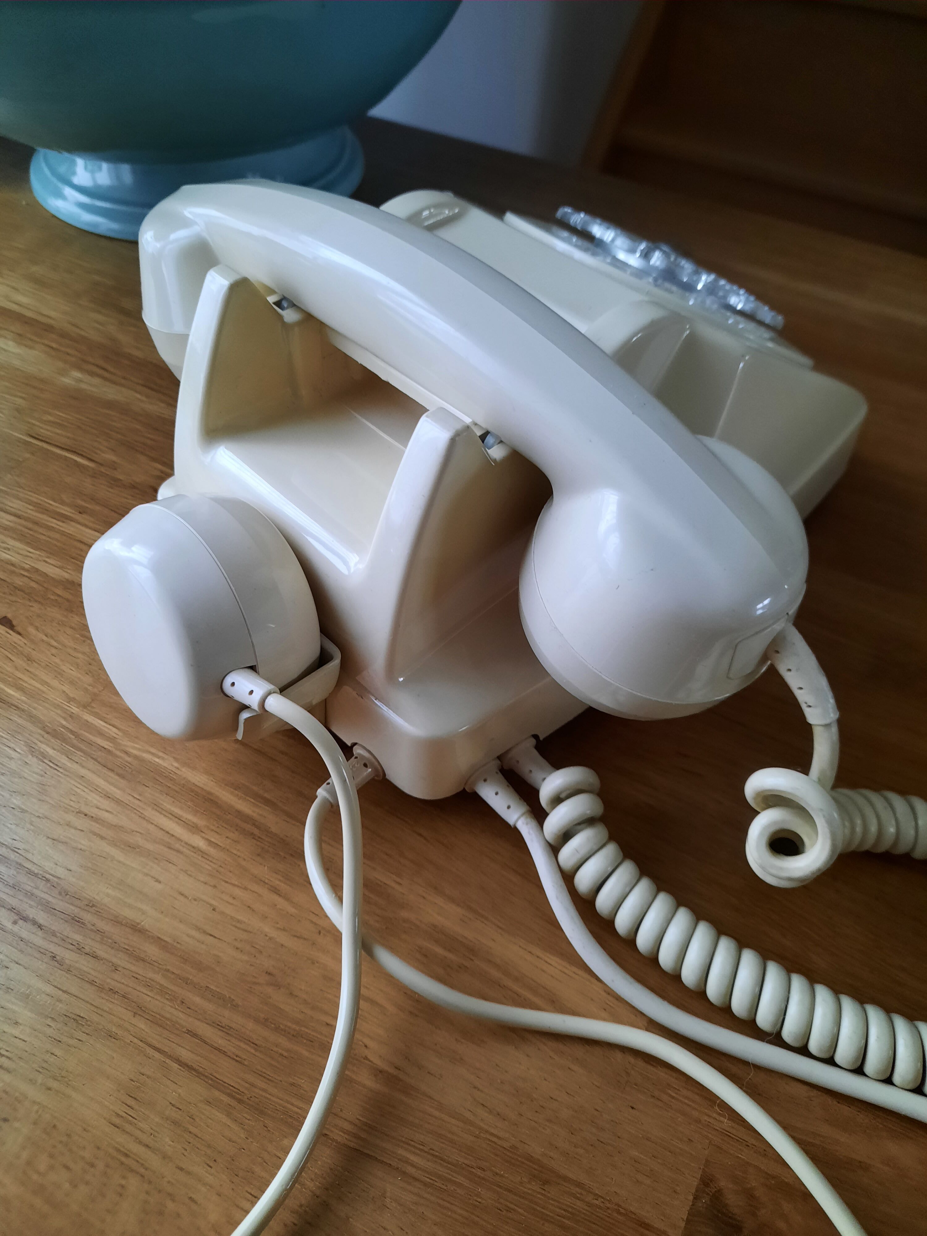 Vintage phone 1975