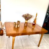 Extendable dining table in NATHAN teak
