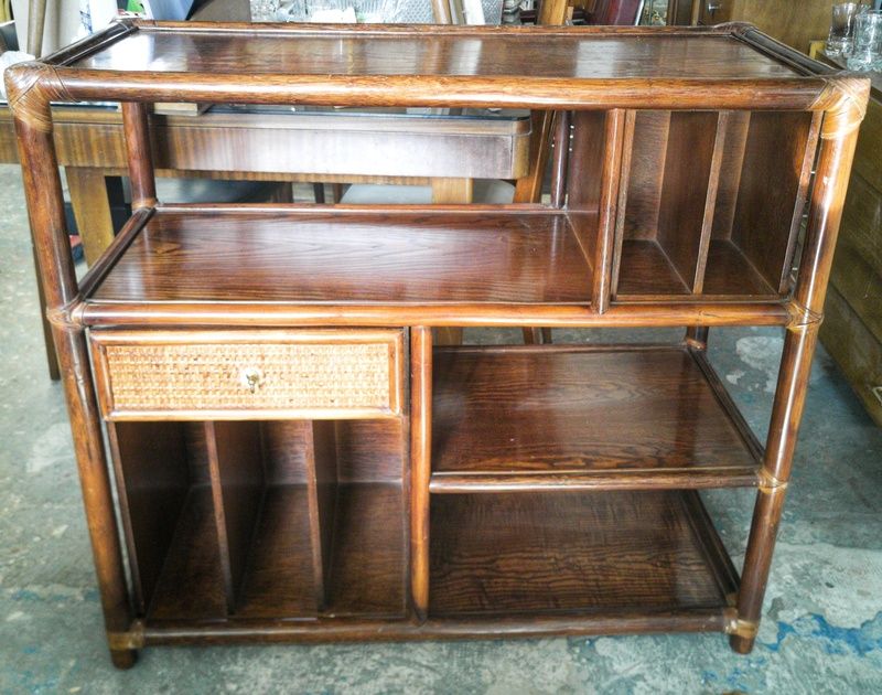 Hifi furniture in wood and rattan