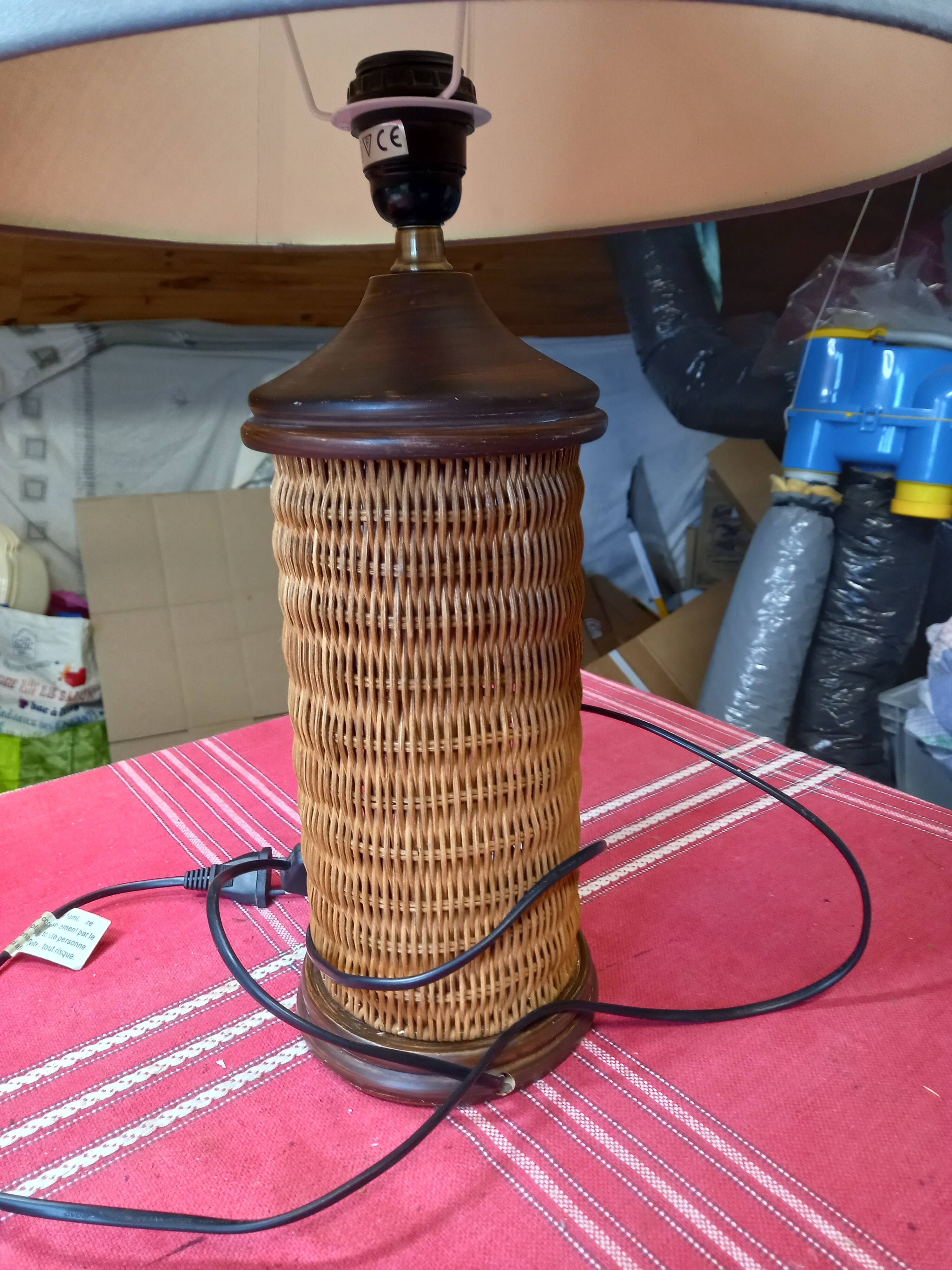 Pretty wicker and wood lamp with gray shade