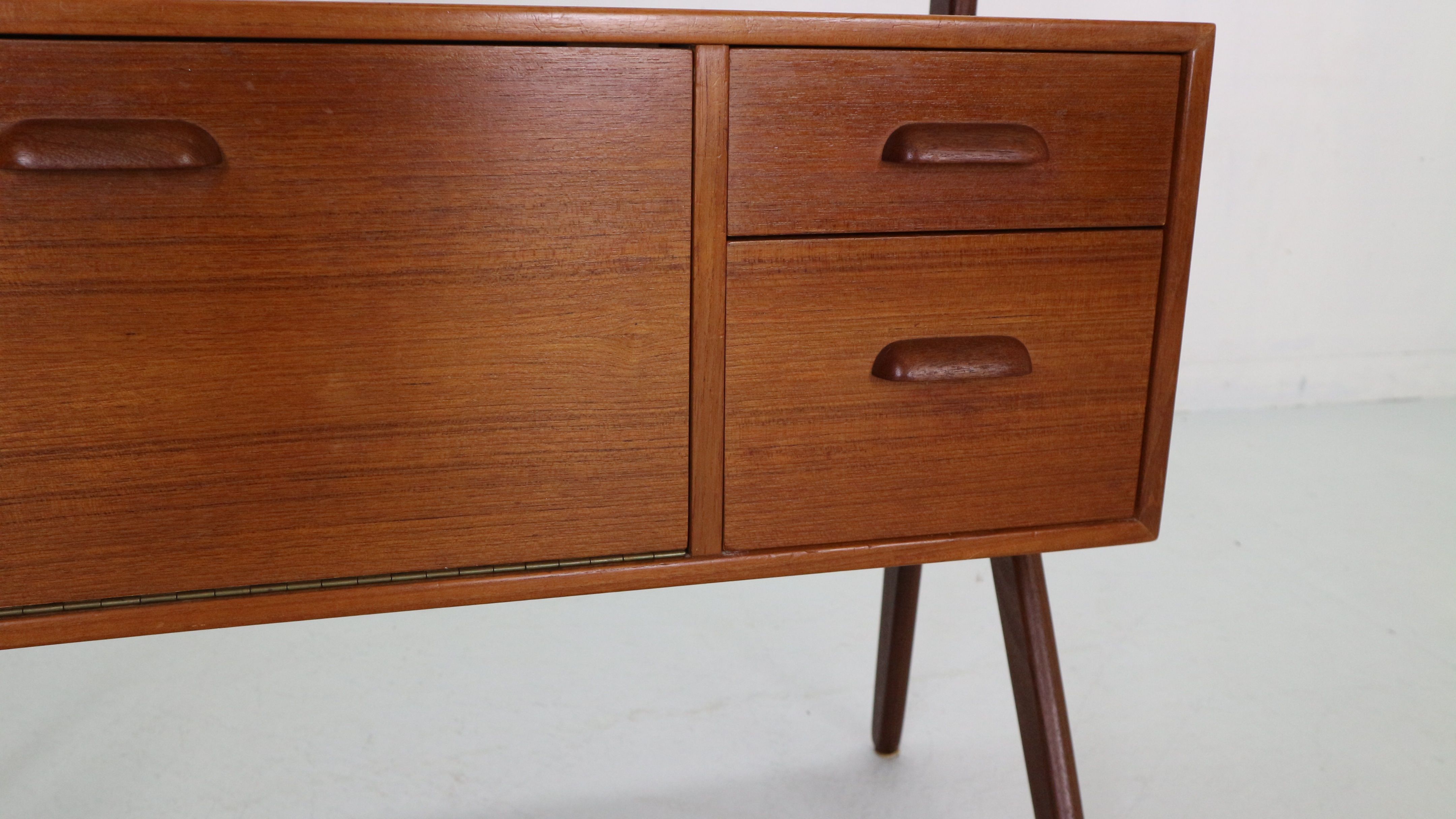 Mid-Century Danish Dressing Table in Teak by by AG Spejl Kobberbeskyttet, 1960s