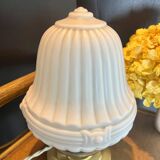 Lampe à poser globe vintage blanc art déco, socle laiton