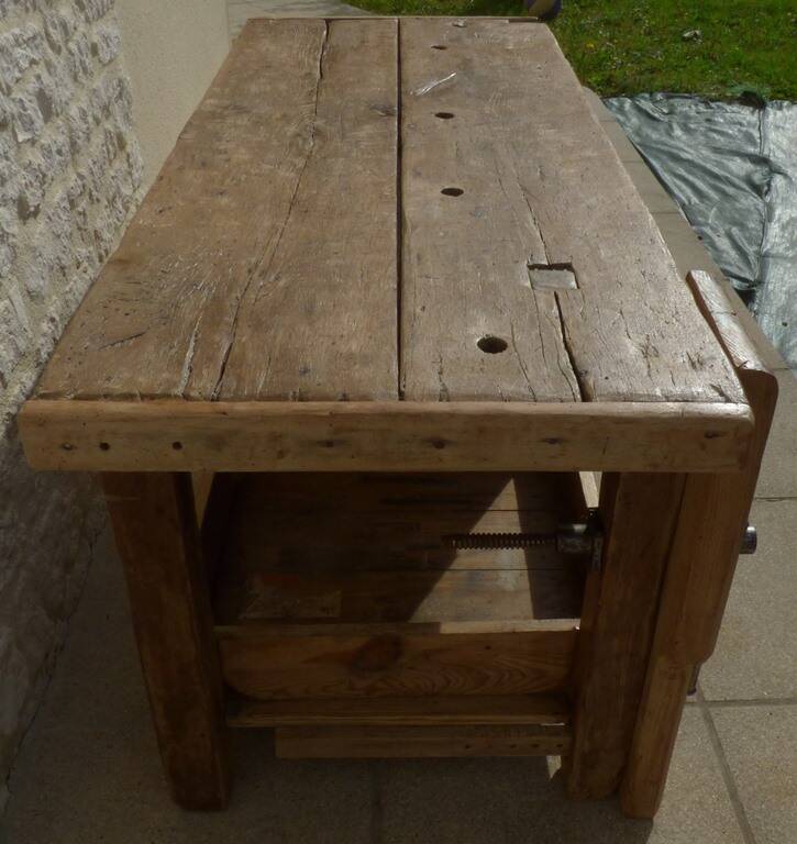 Large workbench with press, 2 drawers and storage tray - Totally sanded and varnished