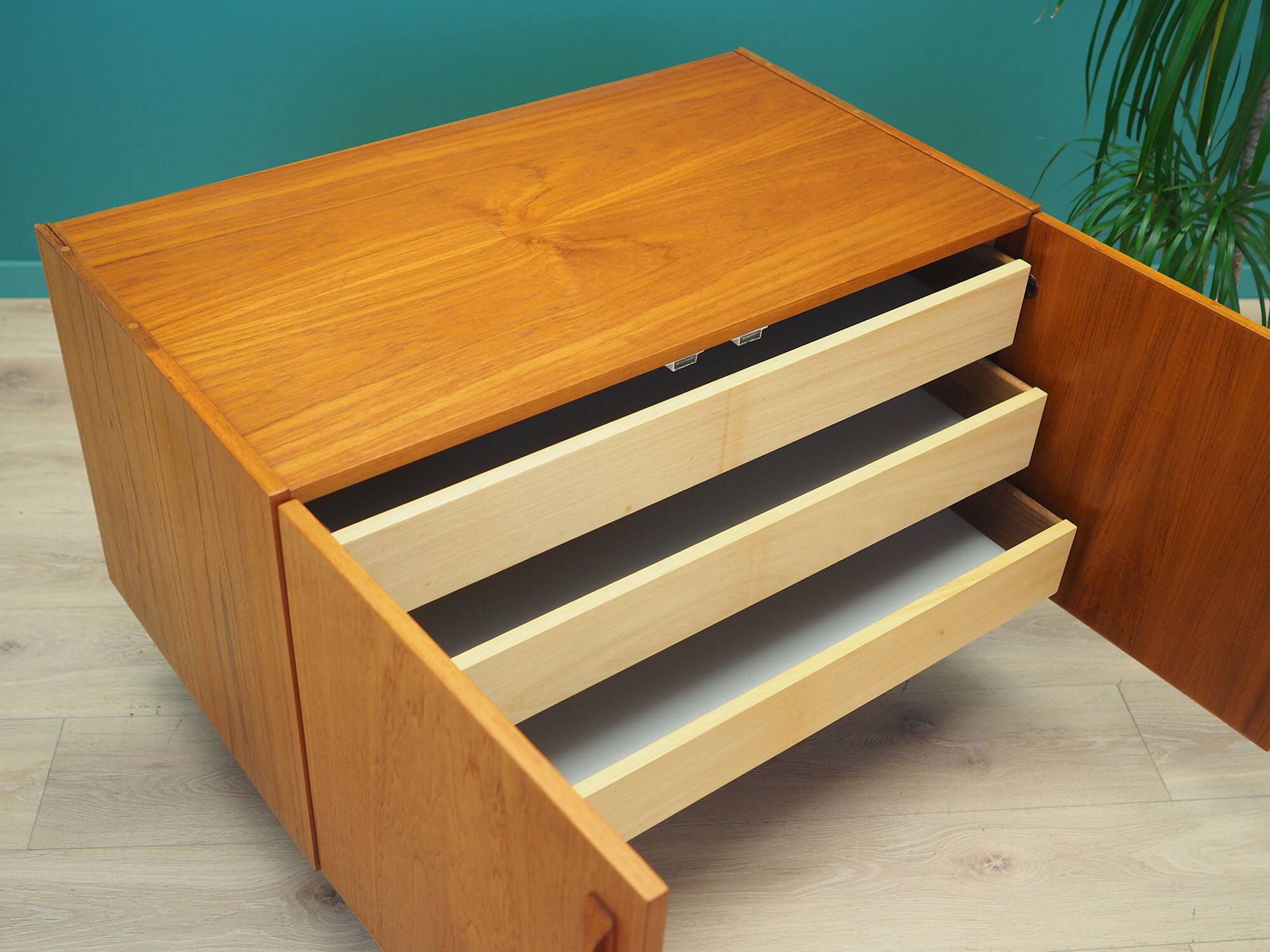 Teak cabinet, Danish design, 1970s, production: Denmark