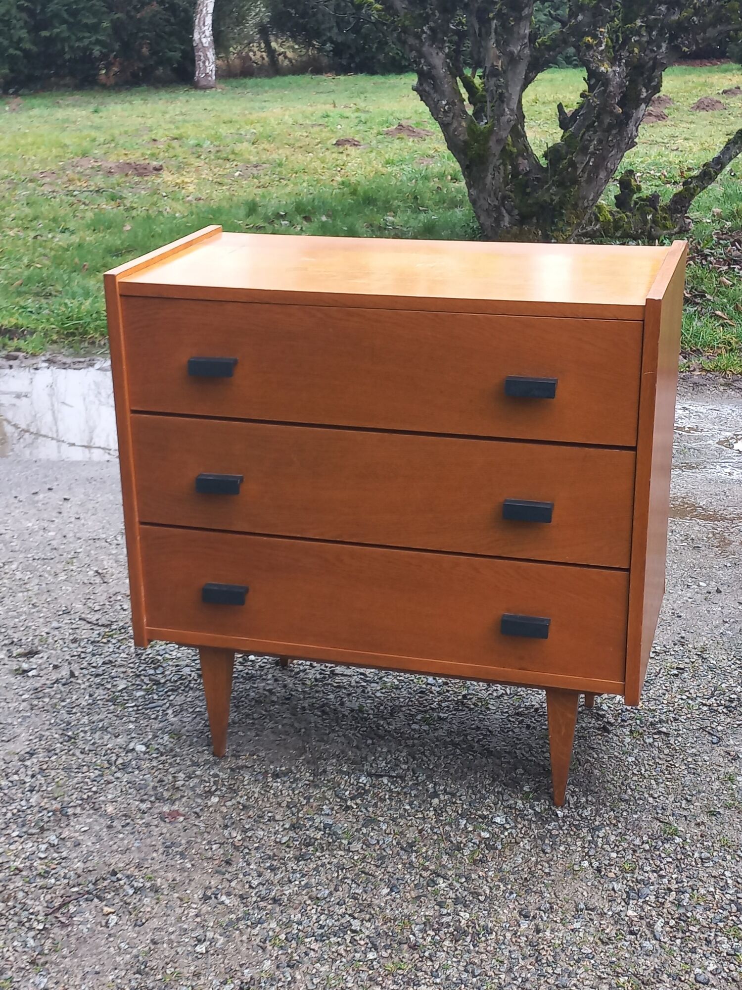 Vintage chest of drawers in gilded oak from the 50s 3 drawers feet bobbin