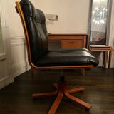 Vintage design office chair - Swivel lobby chair in black leather