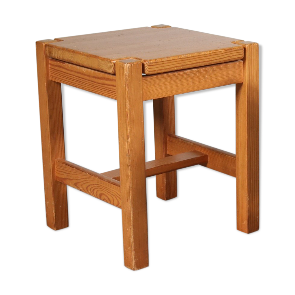Pine “Hongisto” stool designed by Ilmari Tapiovaara, manufactured