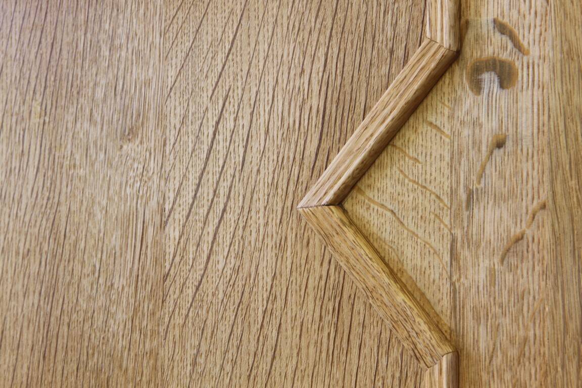 Vintage 1960s oak cabinet - cupboard style of Danish design Henning Kjærnulf