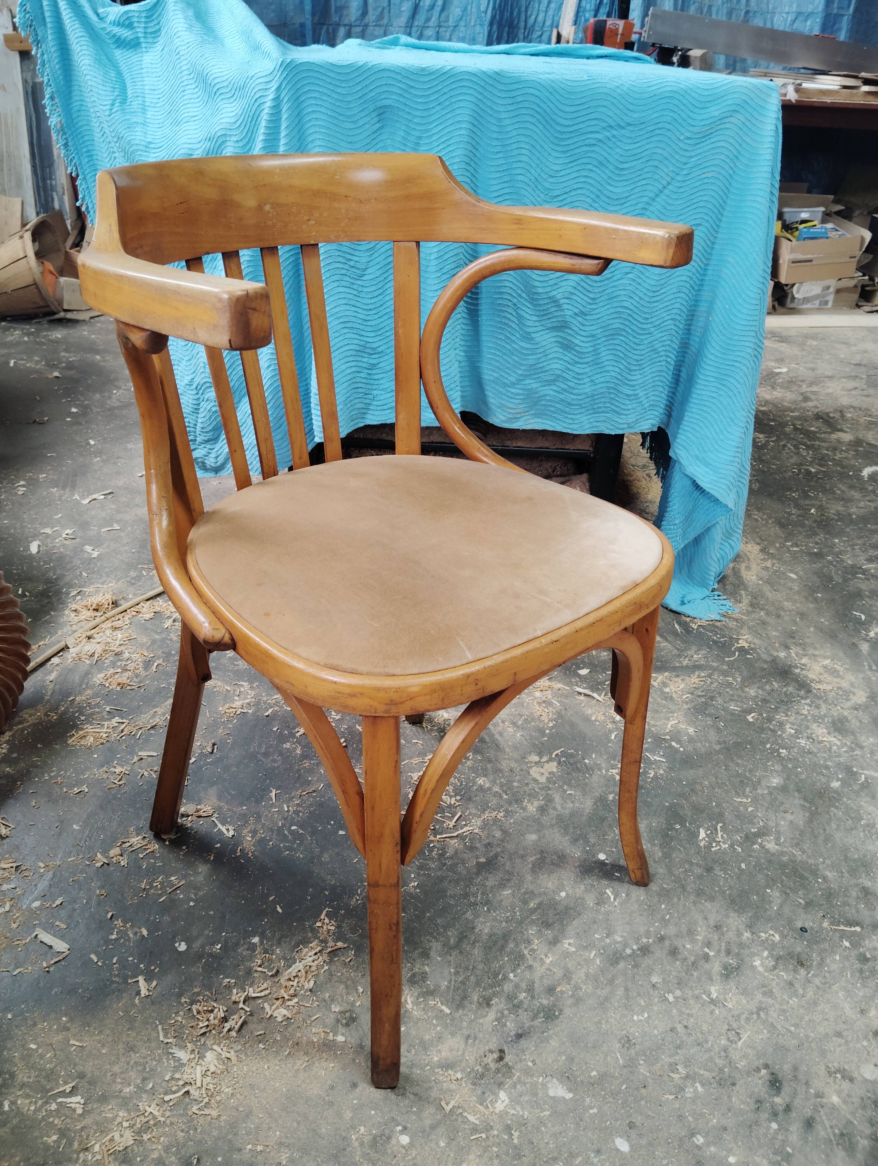 Chair with armrests Baumann no. 21