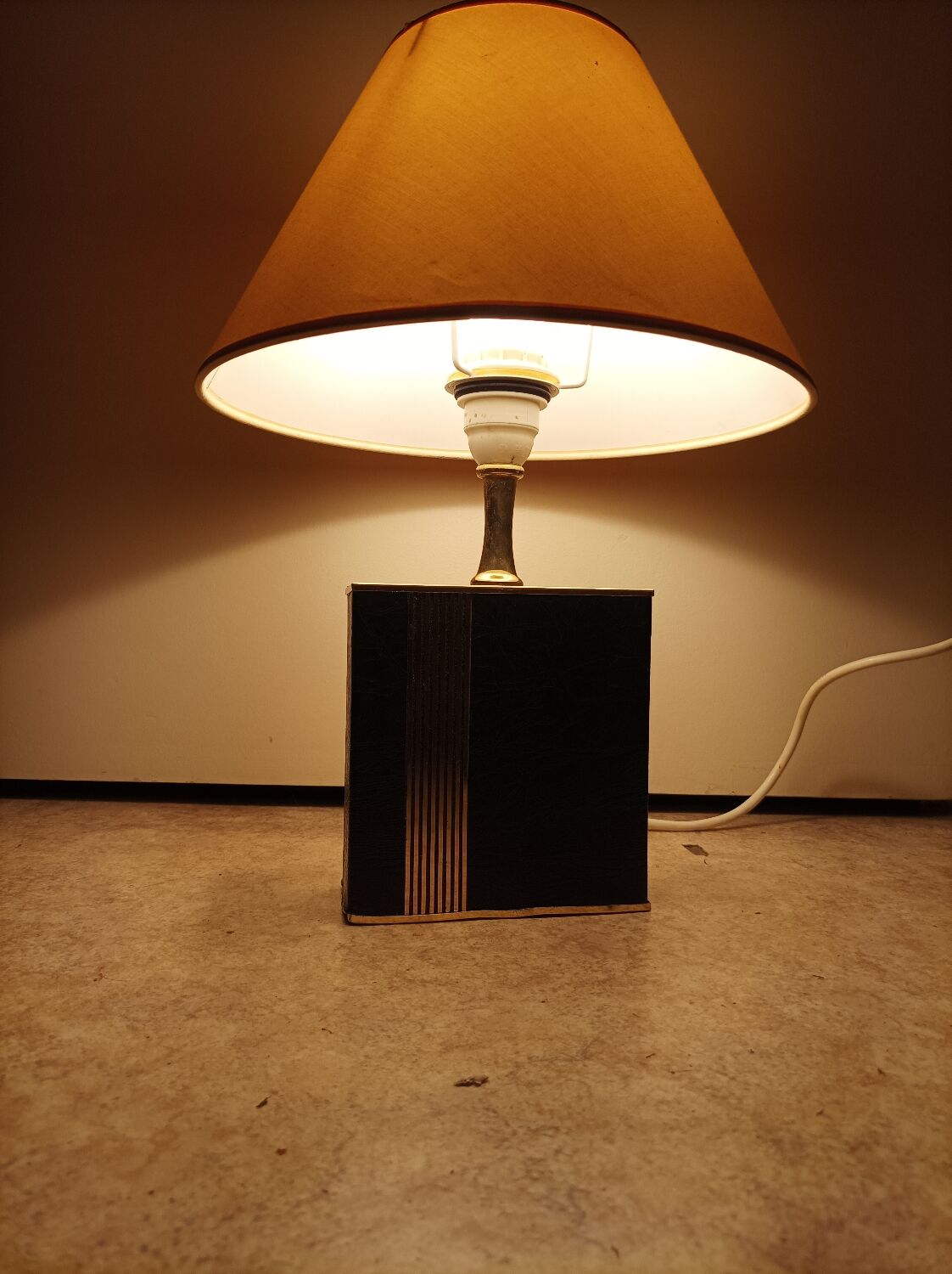 Lampe maison Le Dauphin