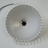 Vintage 25 cm opaline notched suspension