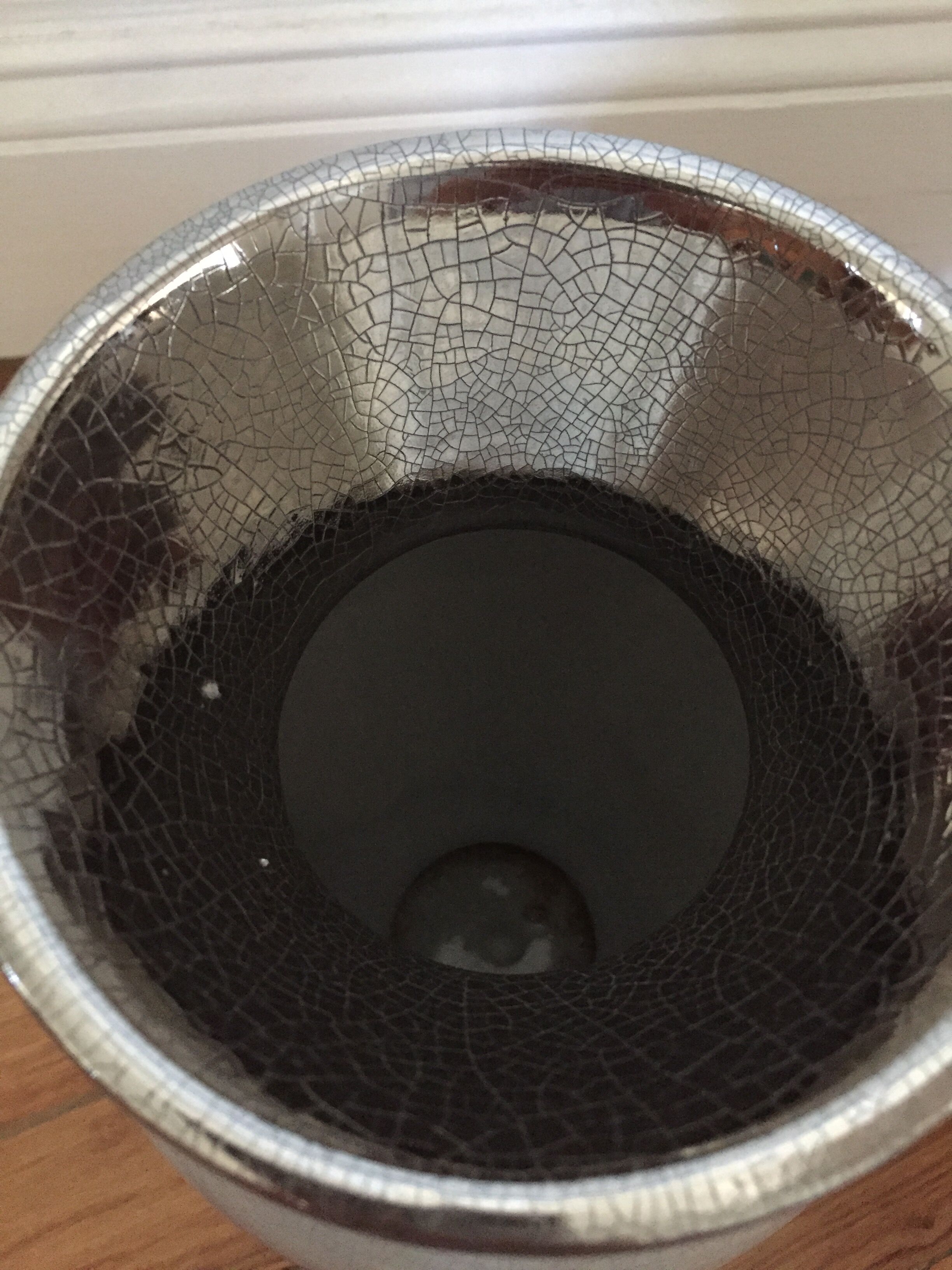 Pair of white and silver vases style cracked enamel