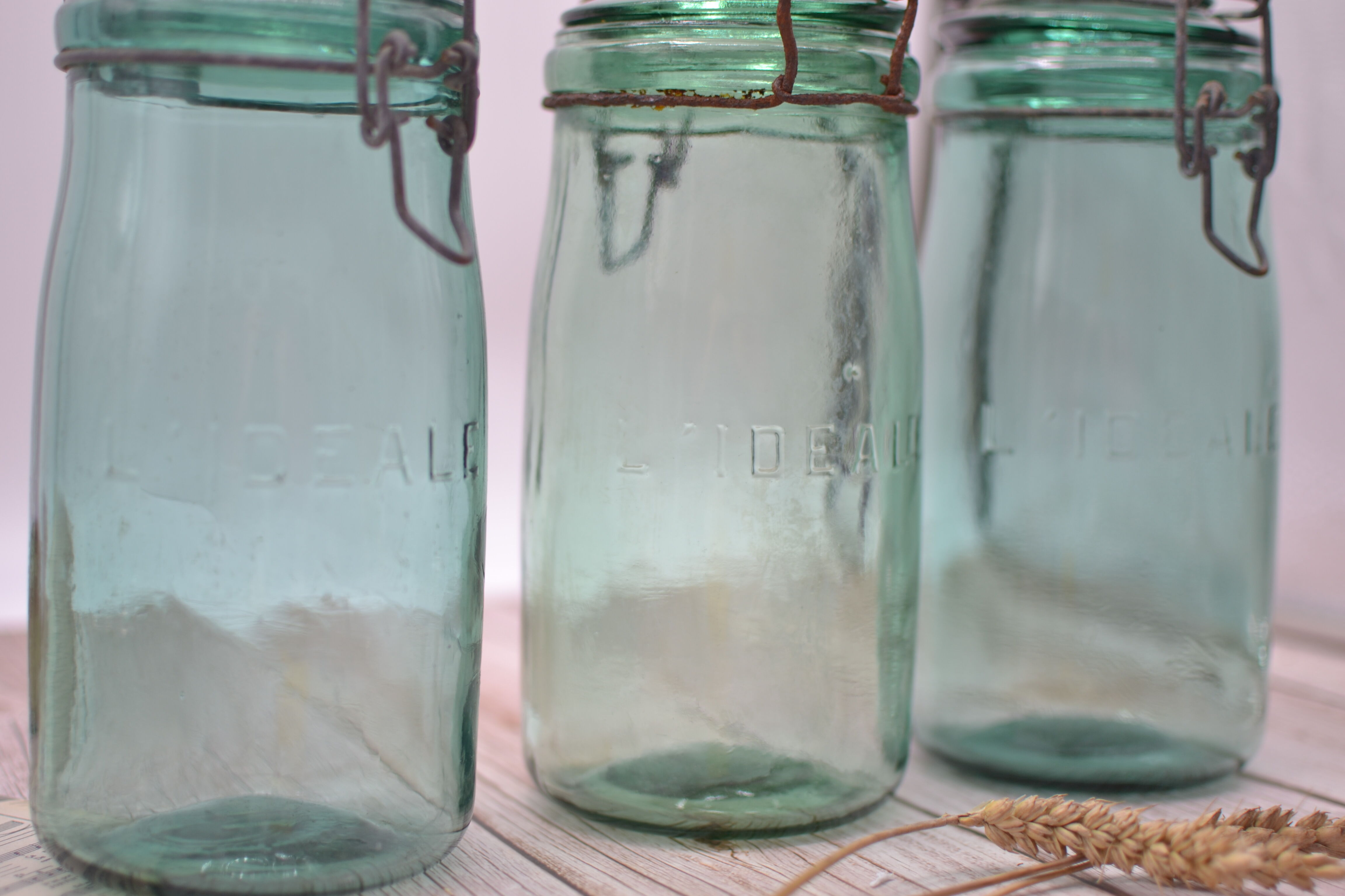Set of 3 vintage jars the Ideal