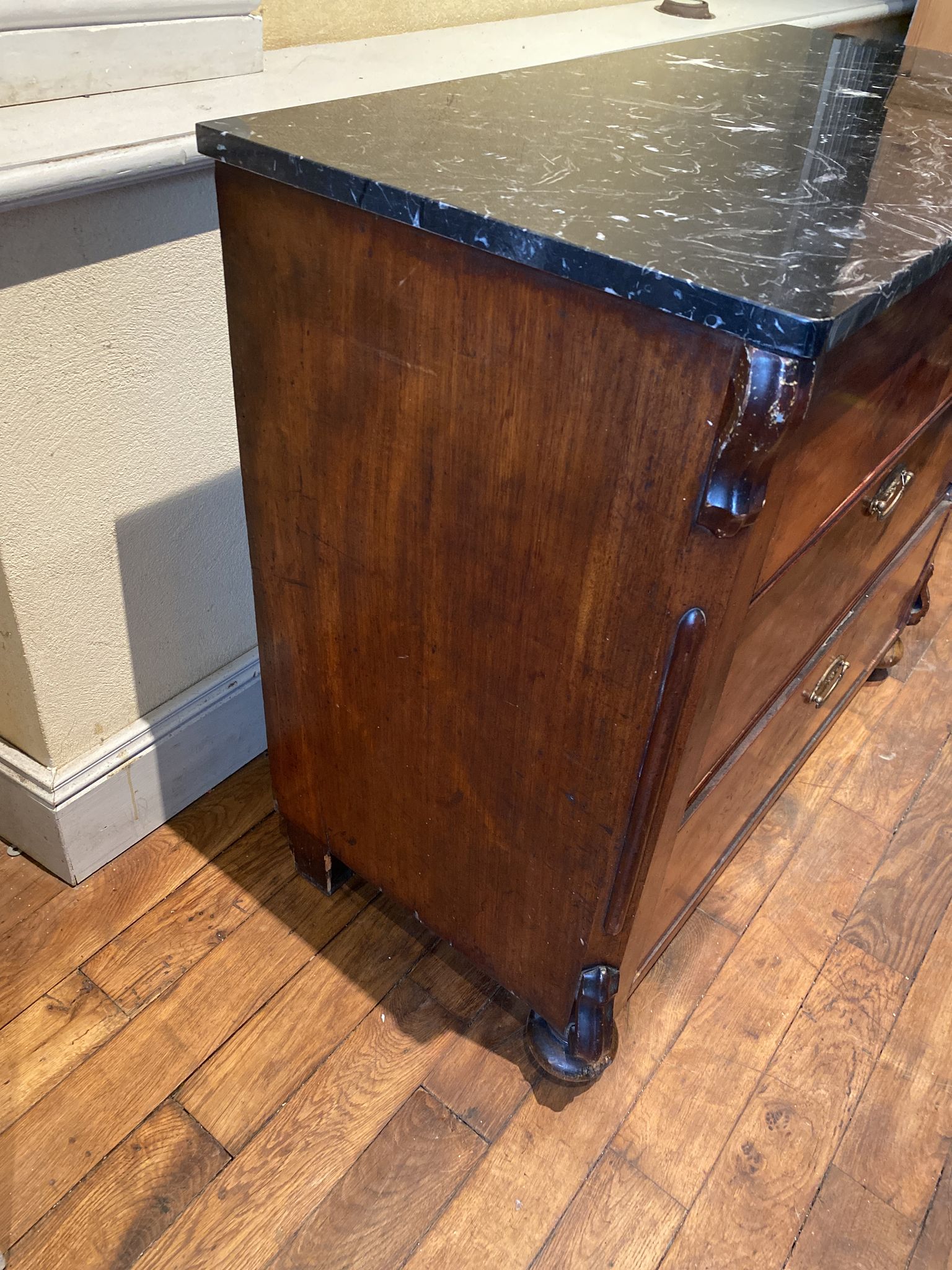 Chest of drawers 3 drawers in walnut top marble style Louis philippe