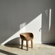Chaise quadripode assise ronde à petit dossier en manguier naturel monoxyle