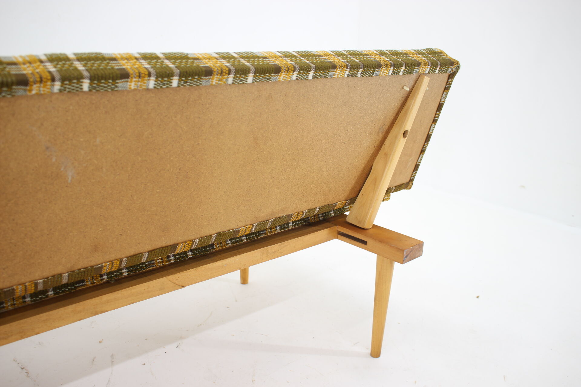 1960s Miroslav Navratil Beech Minimalist Sofa/Daybed, Czechoslovakia