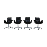 Quatre fauteuils par Kill International
