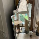 Rounded beveled mirror