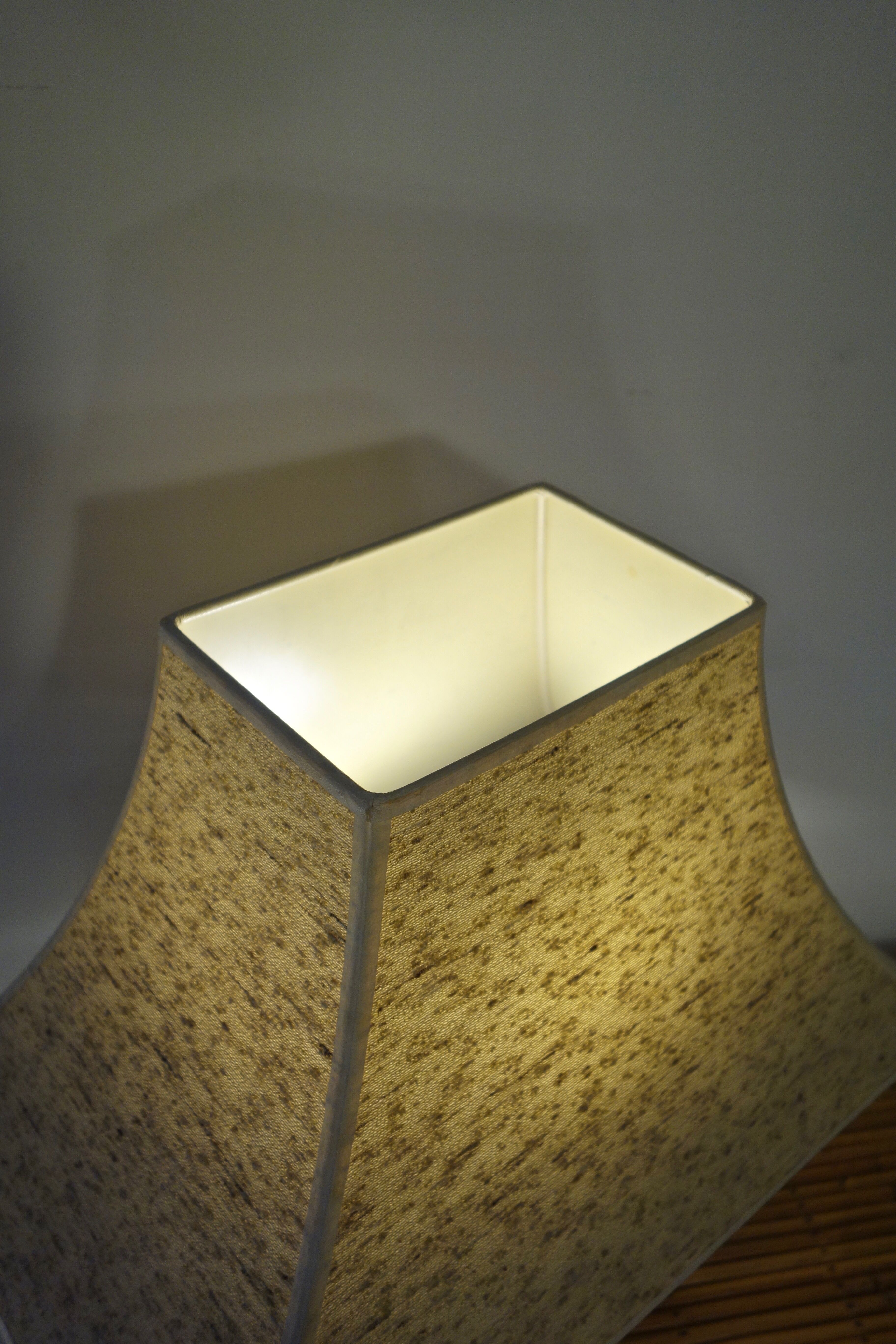 Plexiglass Pagoda lamp 1970's