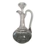 Carafe en verre taillé