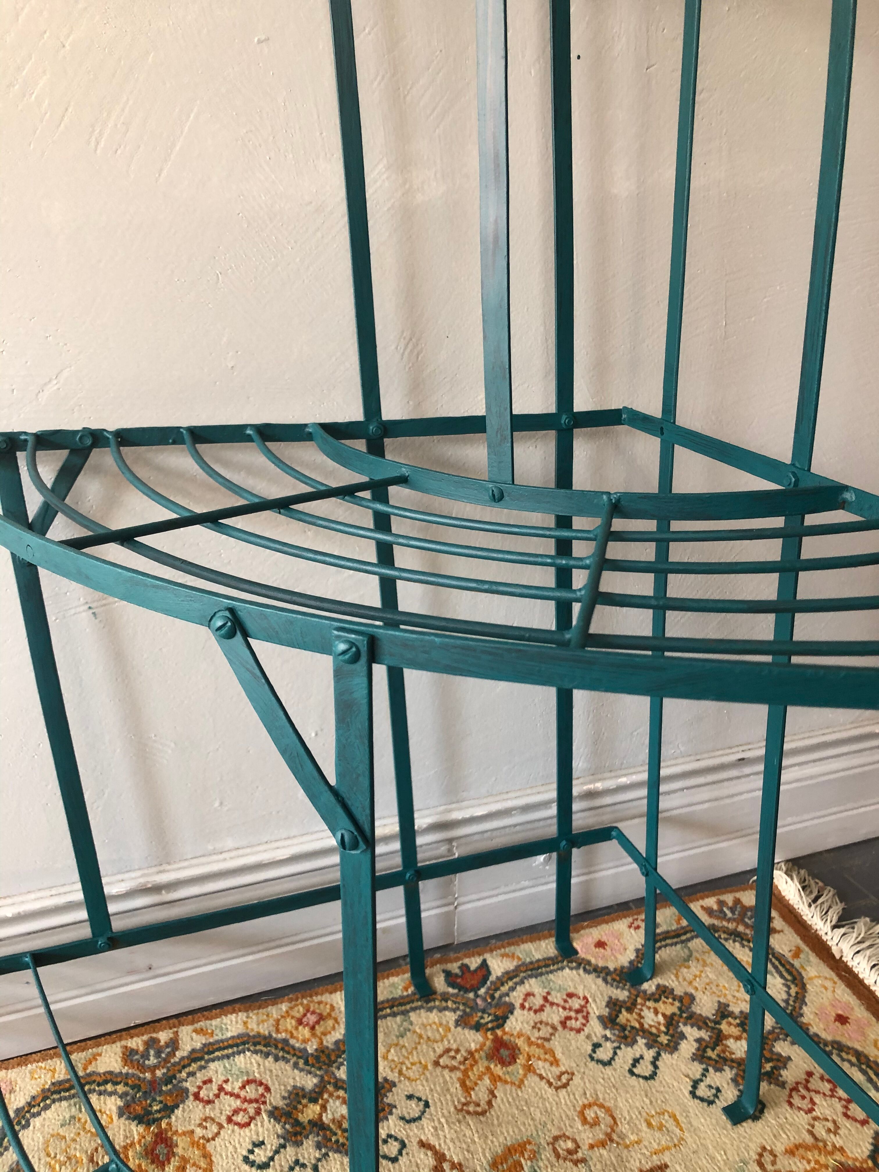 Quarter moon plant door