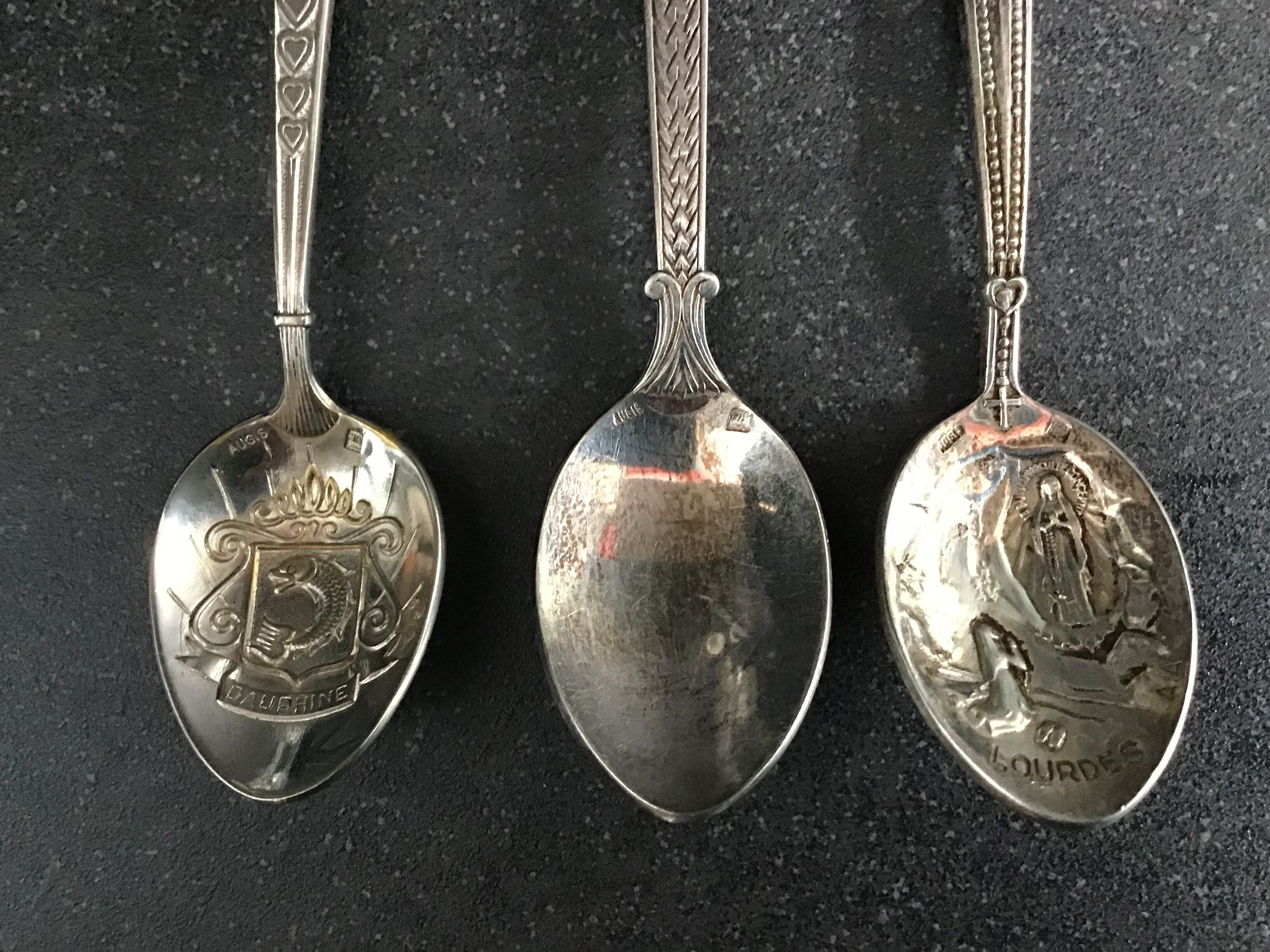 Set of 6 augis collector's spoons in silver metal