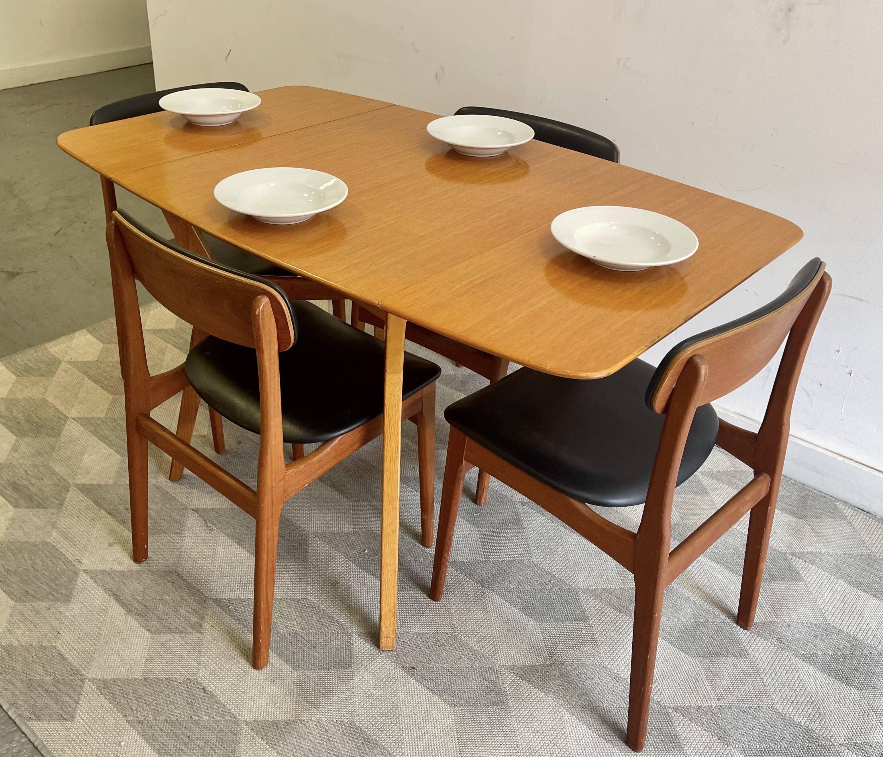Vintage g plan drop leaf dining table