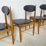Set of 4 Scandinavian chairs